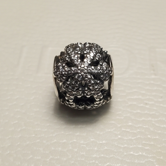 Pandora 2013 Black Friday Ltd Edition Let It Snow Charm 791200 ALE 925 - Picture 4 of 10